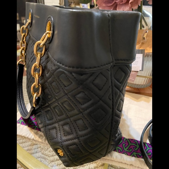 Tory Burch Fleming Triple Compartment Quilted Leather Tote - Picture 10 of 14